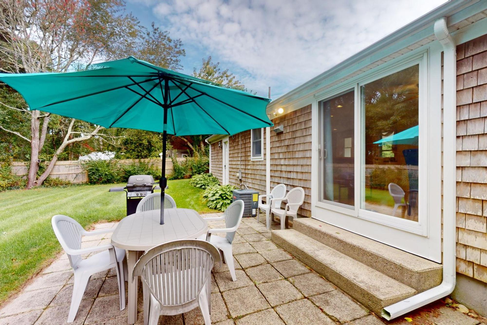 Villa Blue Octopus Hideaway West Yarmouth Exterior foto